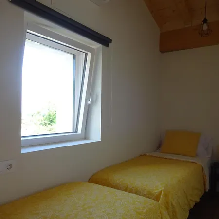 Apartamento Rurales La Tienda De Mar Y Montana *